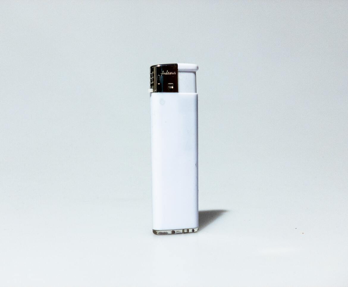 Cigarette lighter